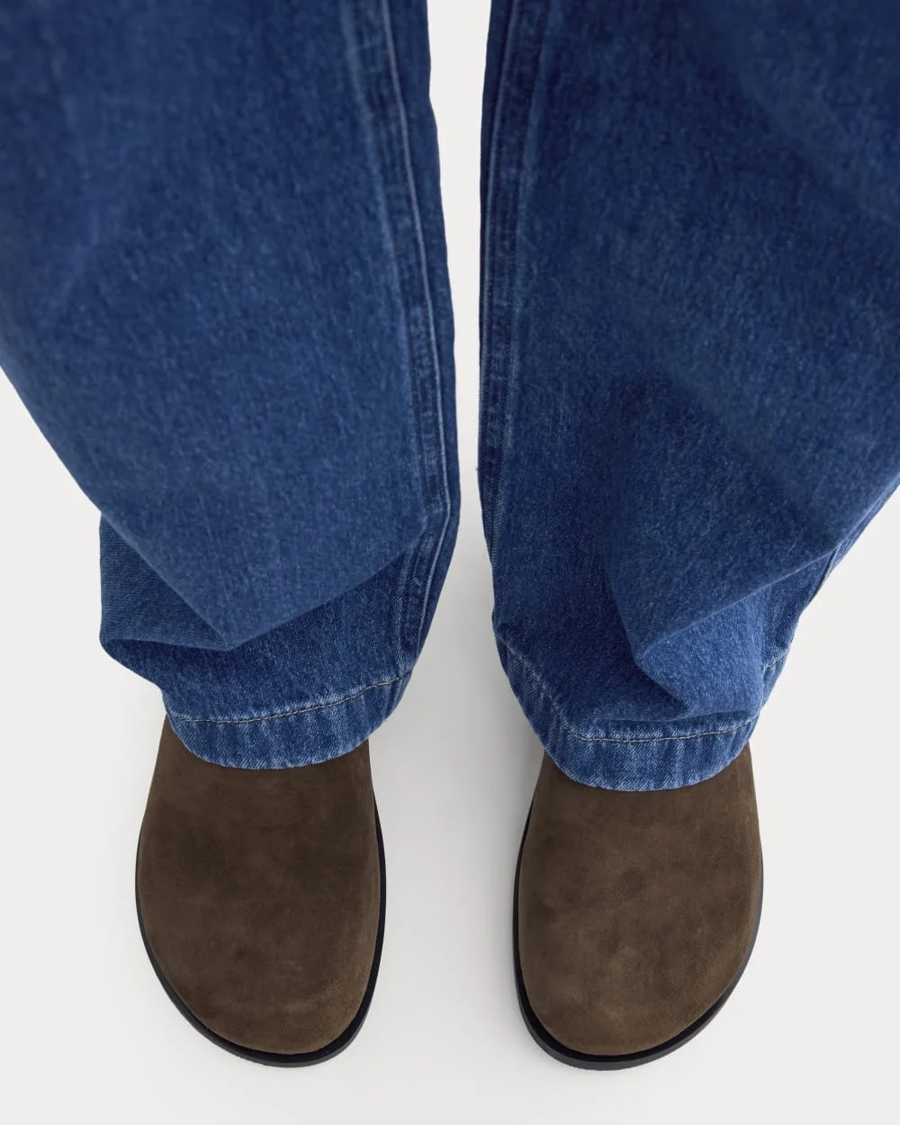 Suede Clog | Deep Brown (2)