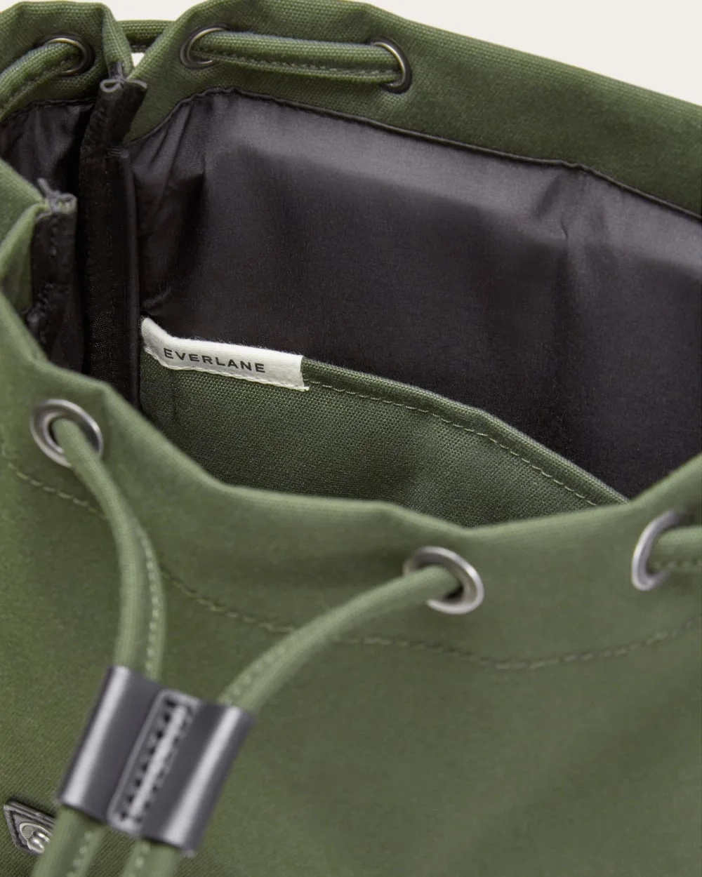 The Canvas Backpack | Dark Forest (3)