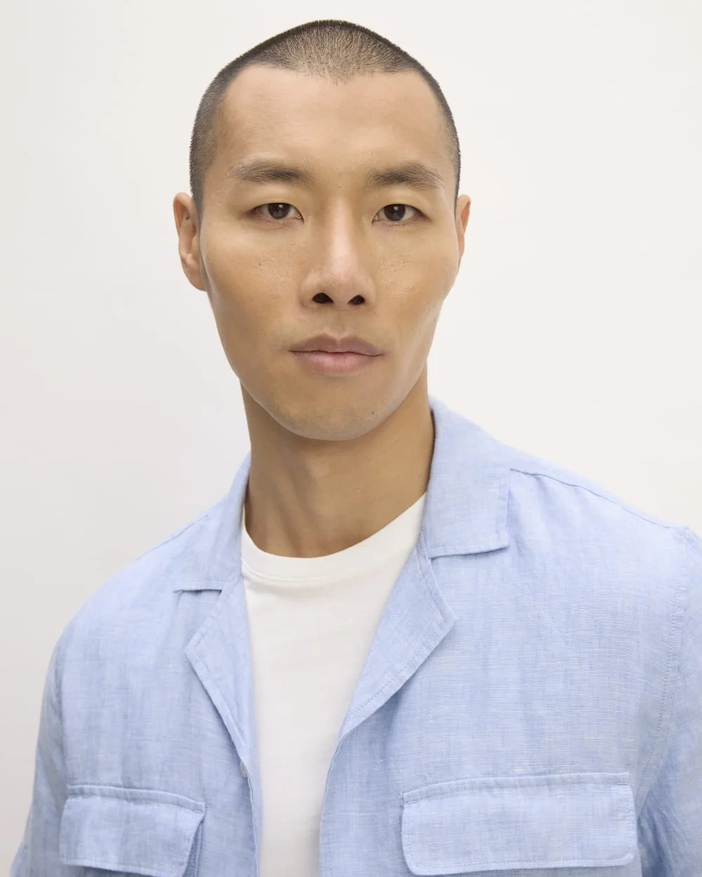 The Resort Shirt in Linen | Light Blue (2)