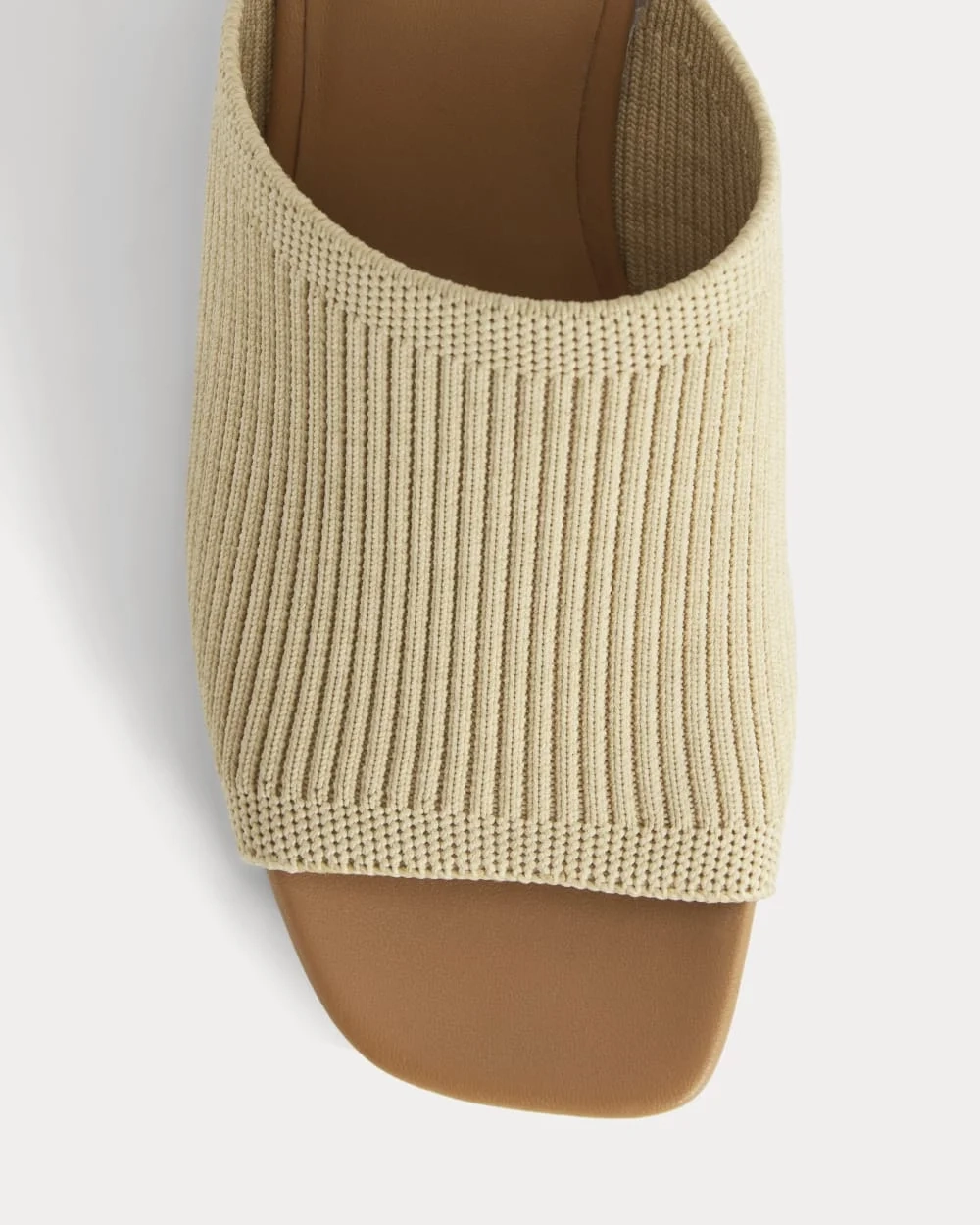 The Glove Mule in ReKnit | Raffia (5)