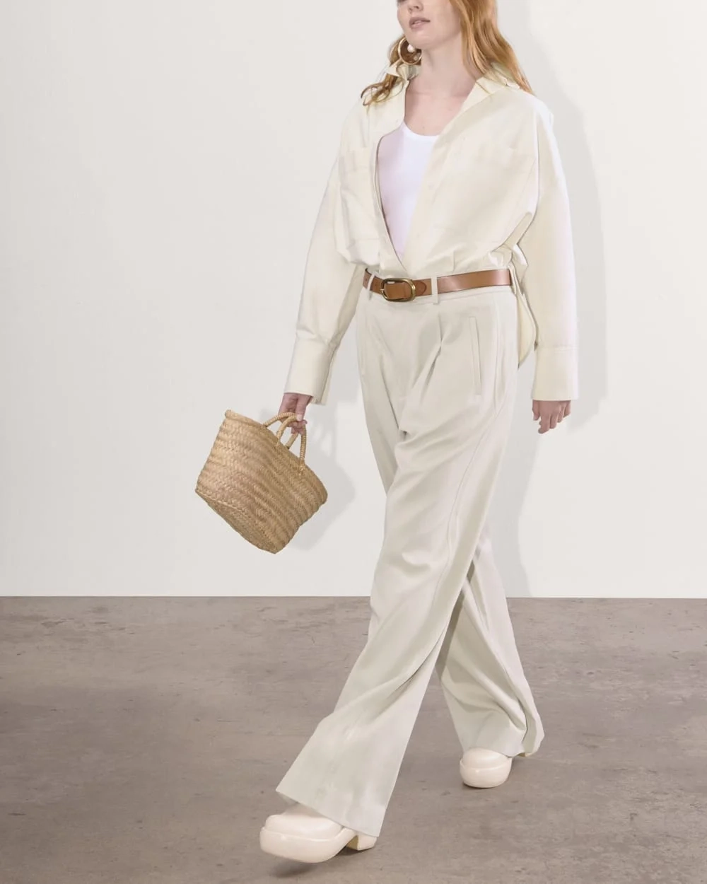 The Draper Pleated Pant in Buttersmooth | Sandstone | 32" Inseam (3)