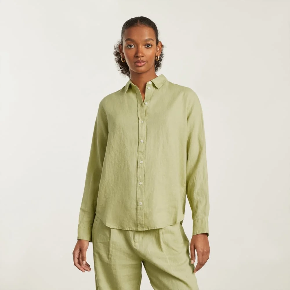 The Must-Have Shirt in Linen | Leek (2)