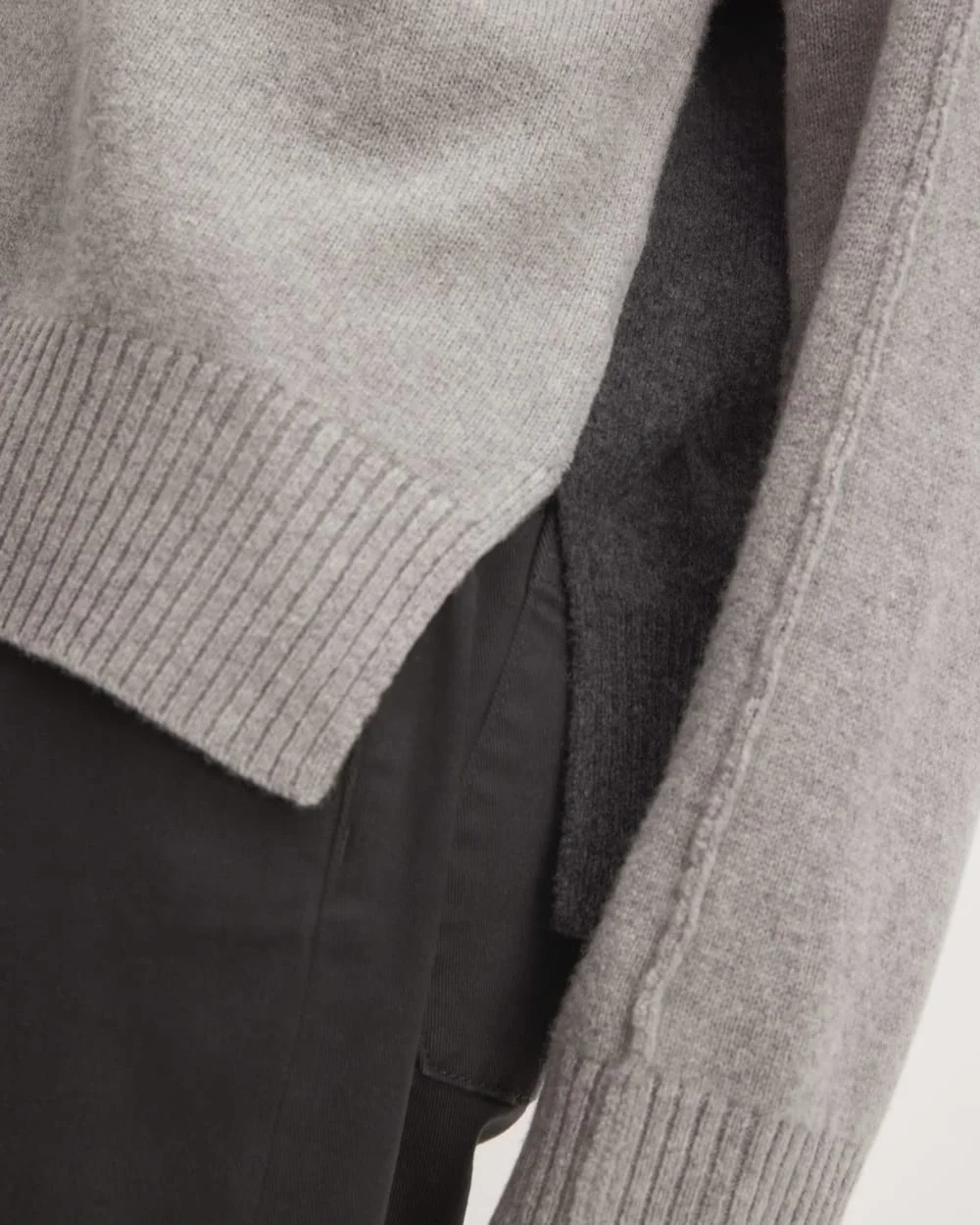 The Good Merino Wool Crewneck Sweater | Hare Grey / Graphite (4)