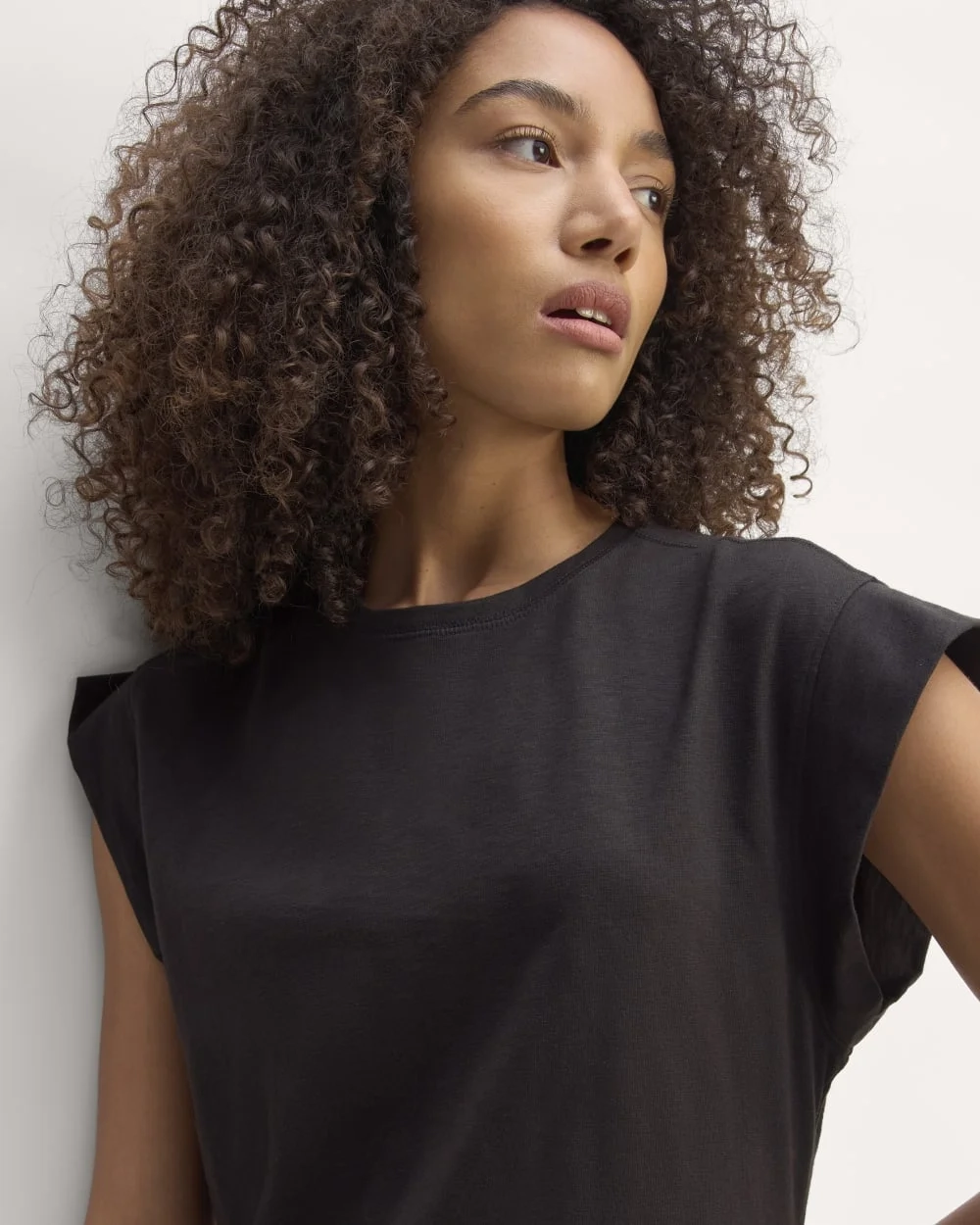 The Muscle Tee Midi Dress | Black (5)