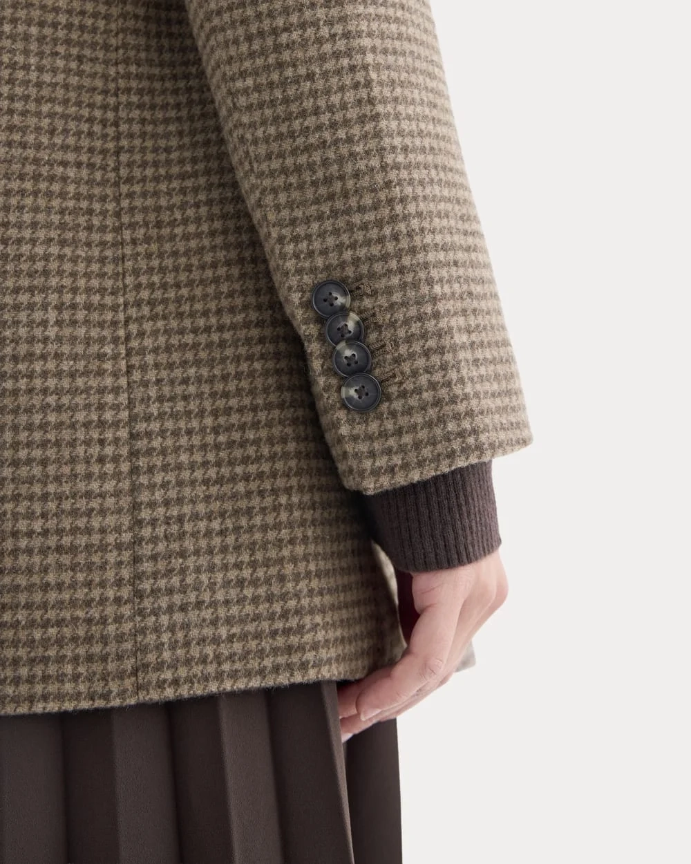 The Oversized Blazer in Wool | Brown Houndstooth (3)