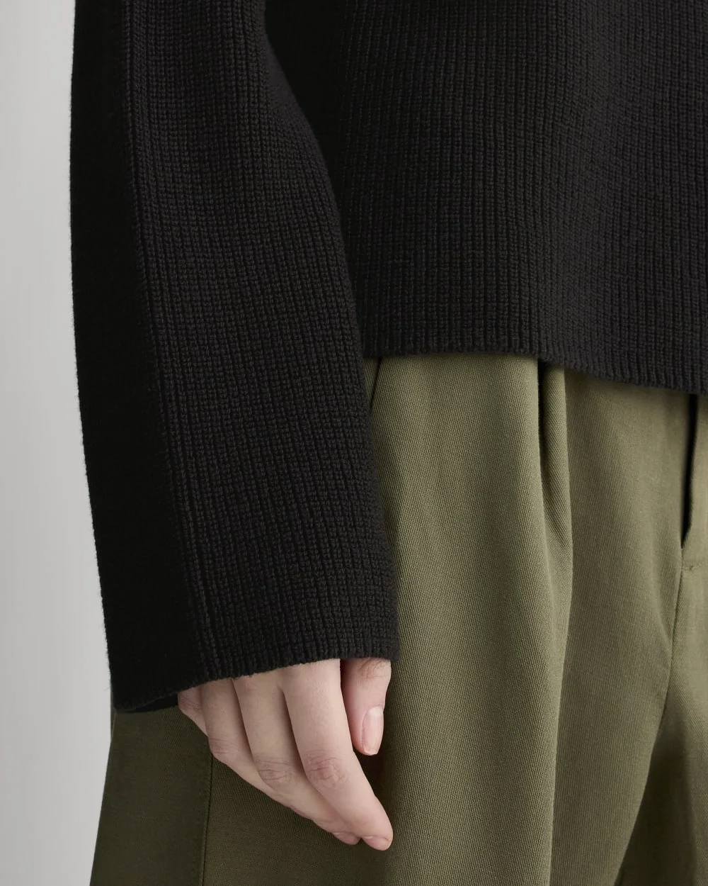 The Slouchy Funnel Neck in Everyday Cotton | Black (2)
