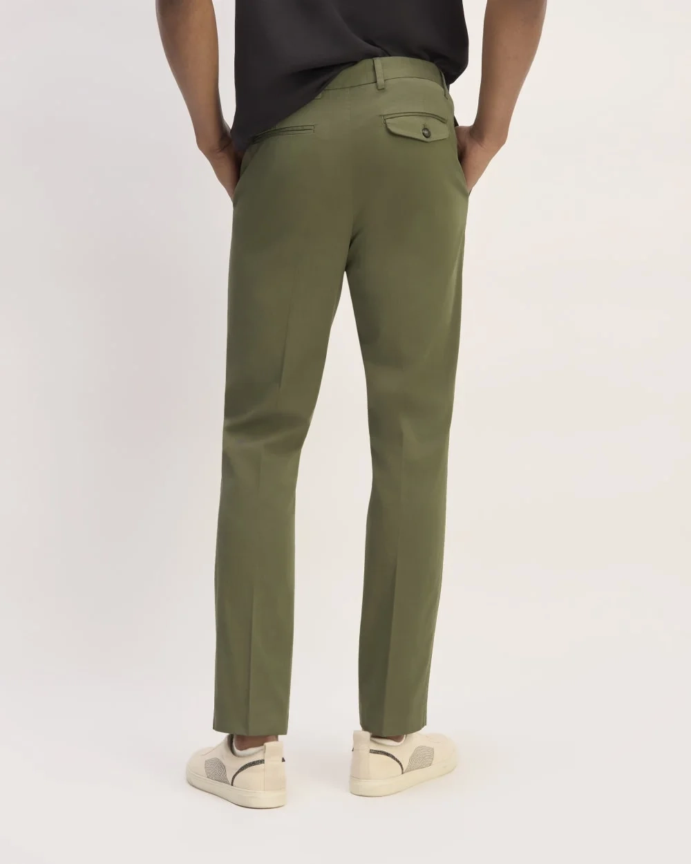 The Relaxed Taper Air Chino | Kalamata (3)