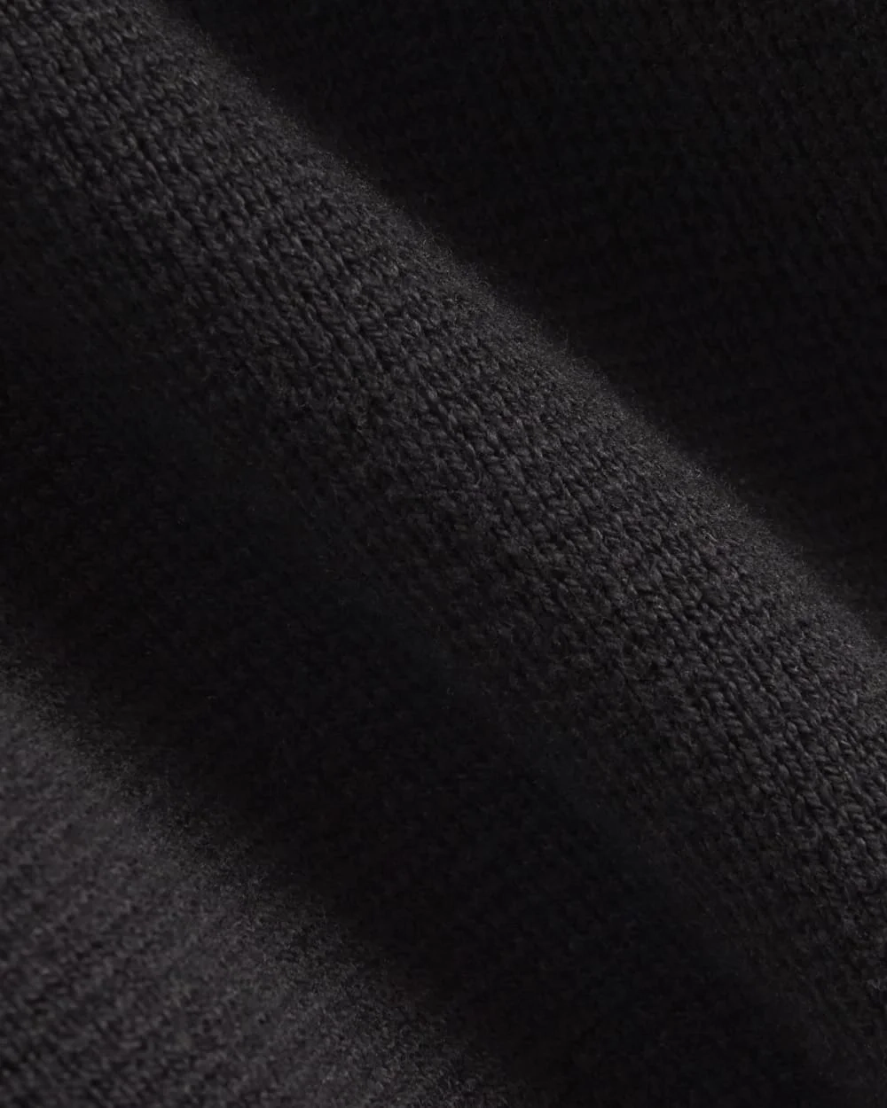 The Crew Cardigan in Everyday Cotton | Black (3)