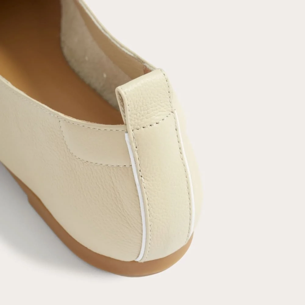 The Day Glove in Narrow Fit | Cream (2)