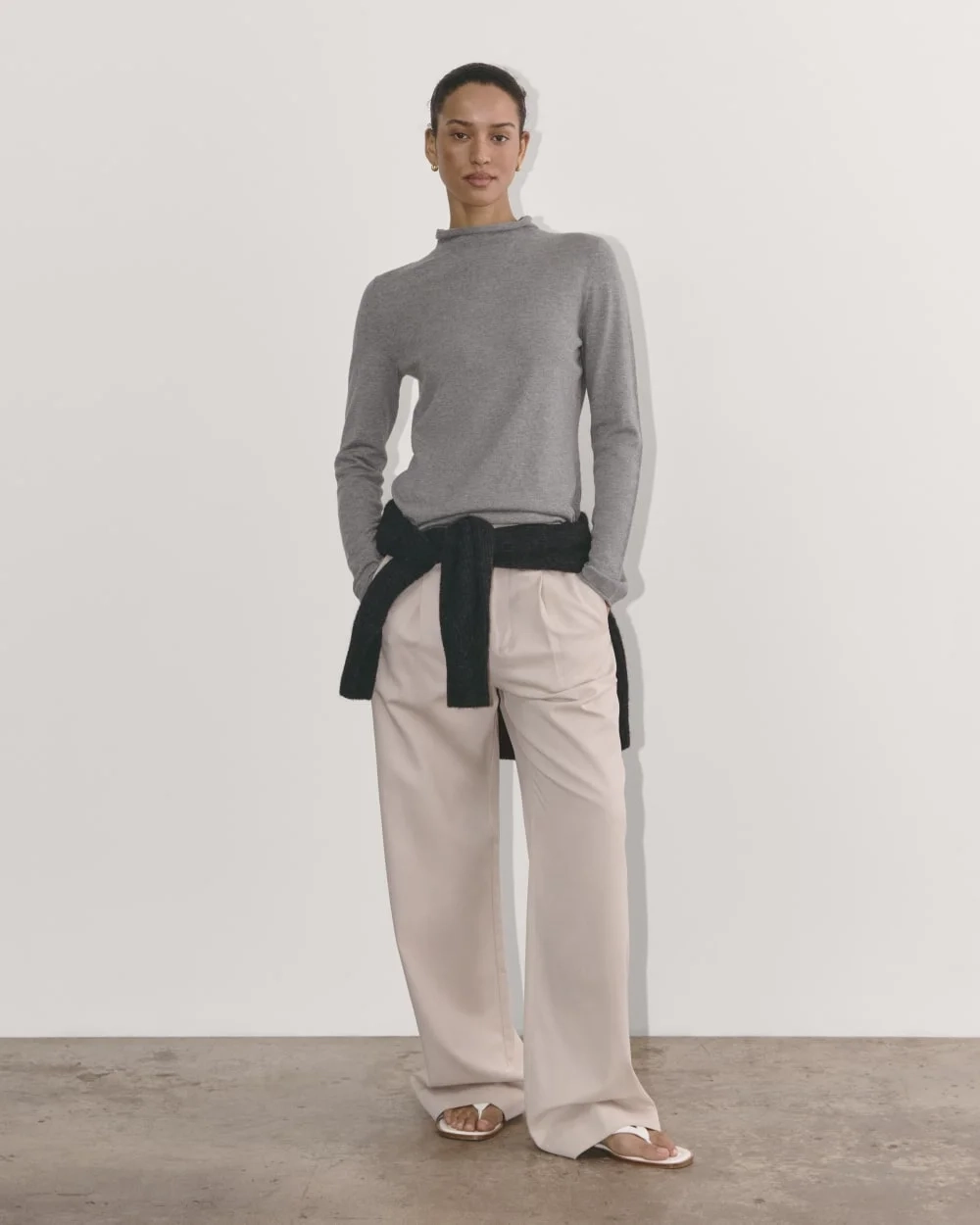 The Funnel Neck in Cotton Cashmere | Heather Charcoal (3)