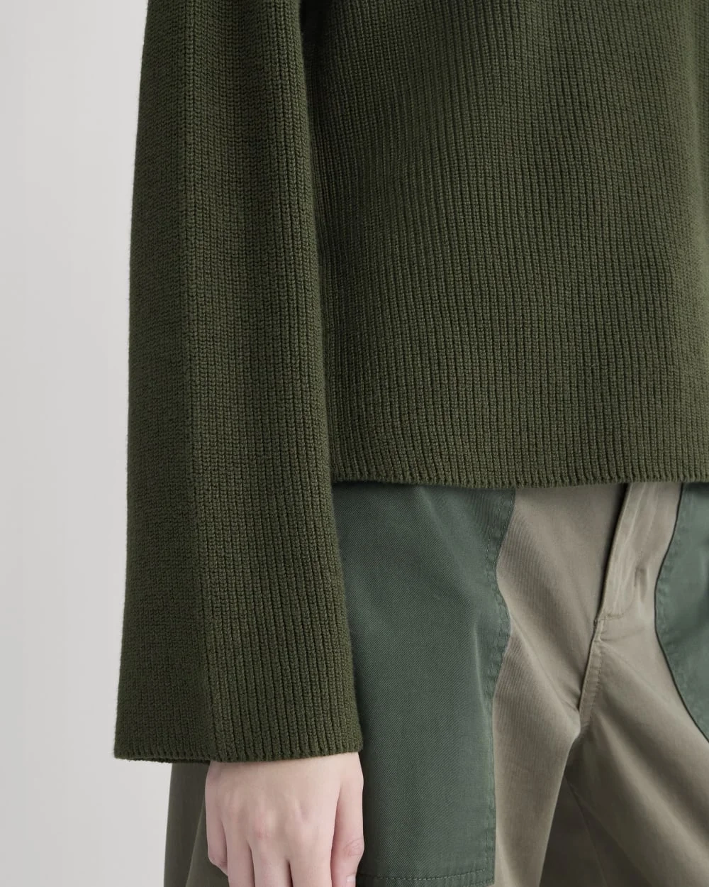 The Boatneck Top in Everyday Cotton | Dark Green (2)