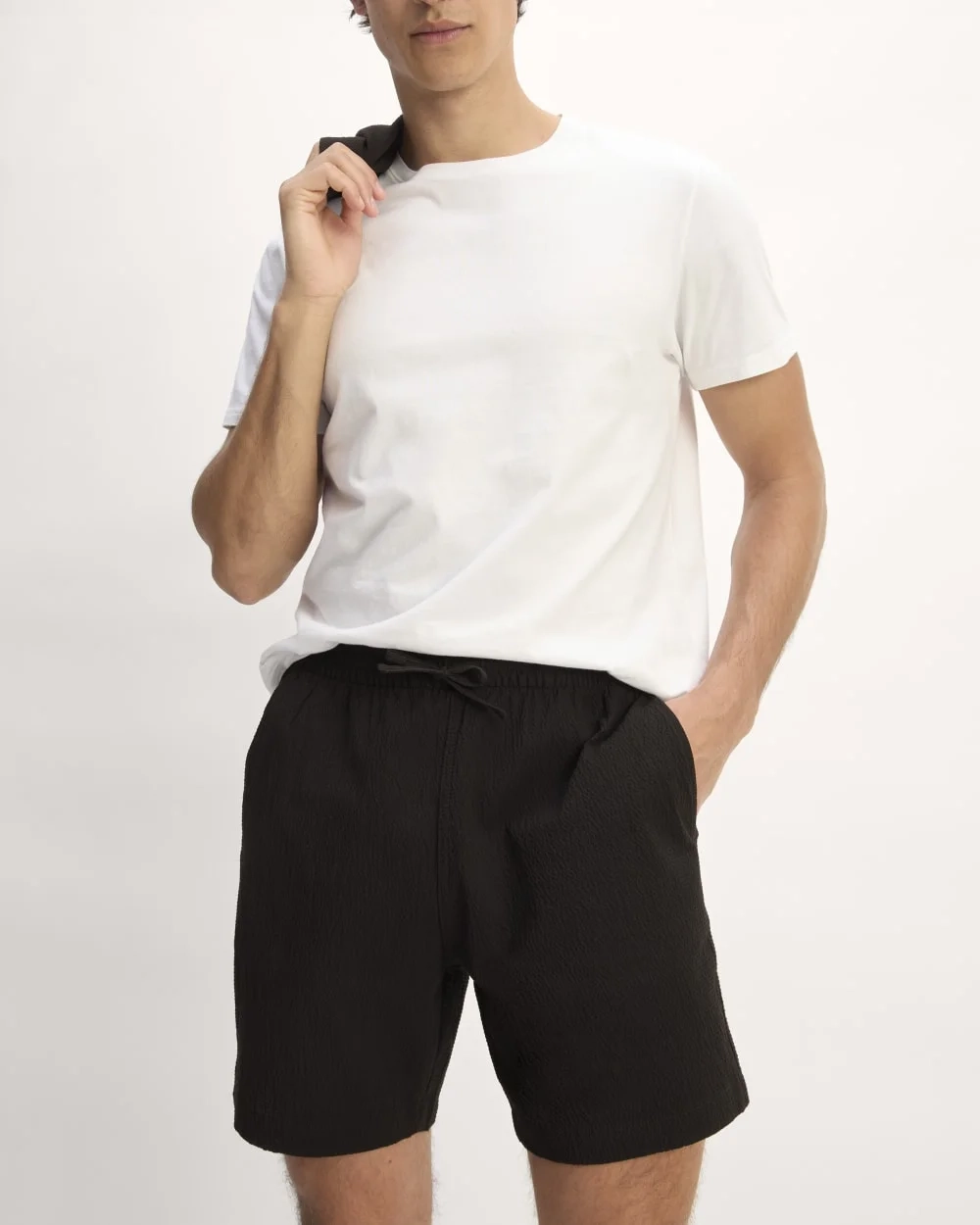 The Seersucker Short | Black (3)
