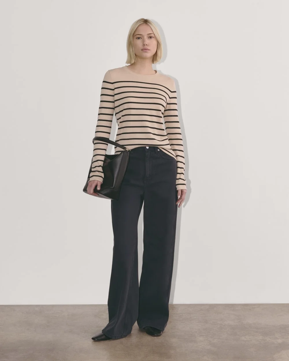 The Crew in Cotton Cashmere | Powder / Black (3)