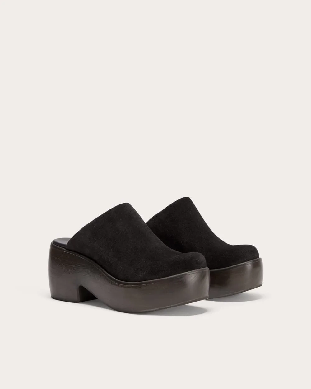 The Wooden Puffa Clog | Black Suede (3)