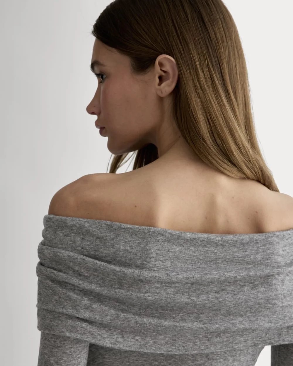The Off-the-Shoulder Top in Butterluxe | Heather Charcoal (2)