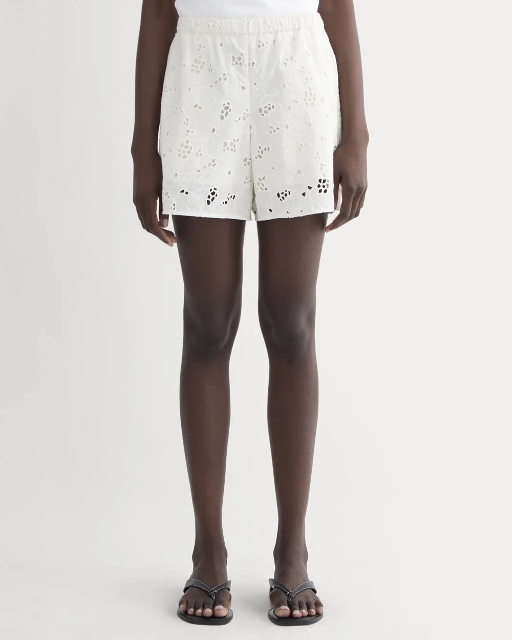 The Eyelet Pull-On Short | Bone (4)