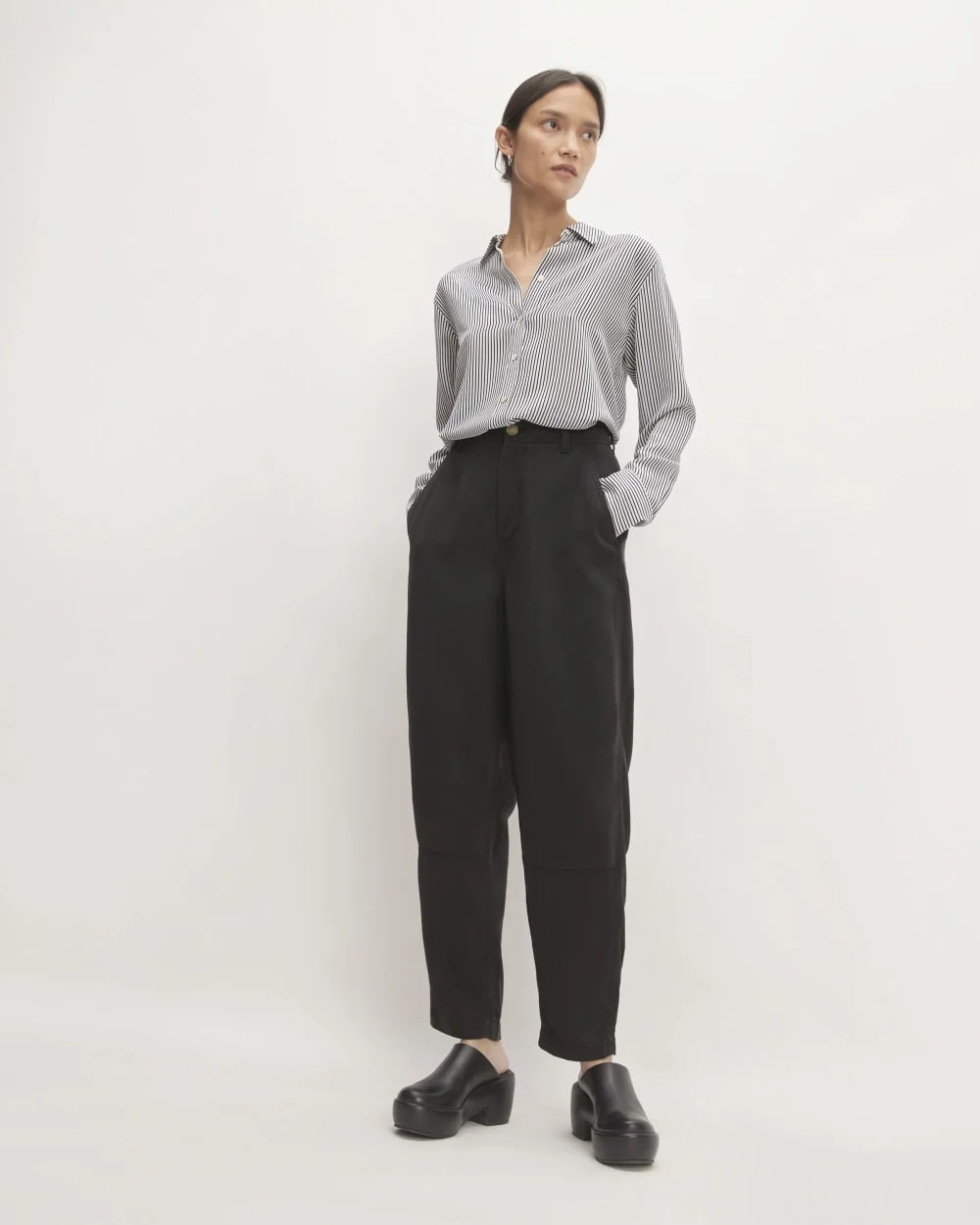 The Must-Have Shirt in Washable Silk | Black / White (4)