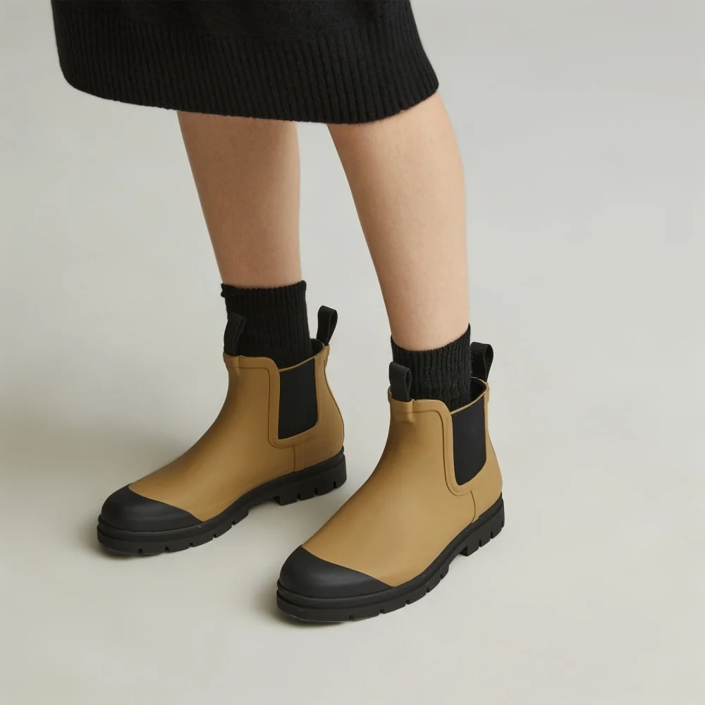 The Rain Boot | Golden Oak (4)