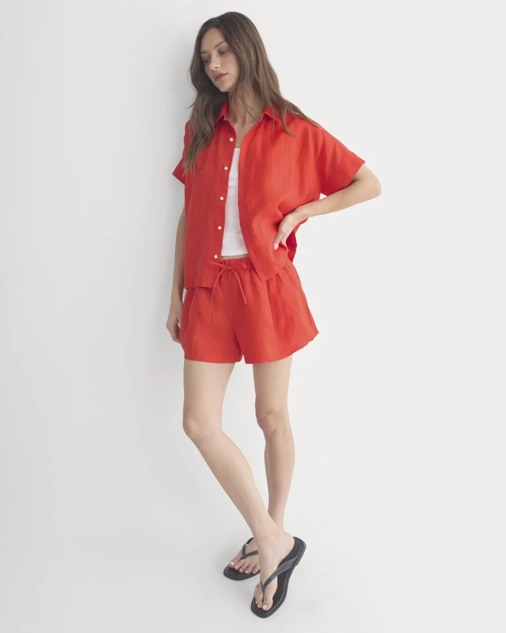 The Boxy Shirt in Linen | Fiery Red (3)