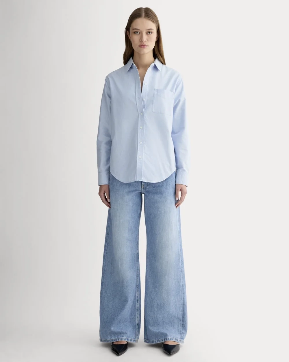 The Must-Have Oxford Shirt | Light Blue (3)