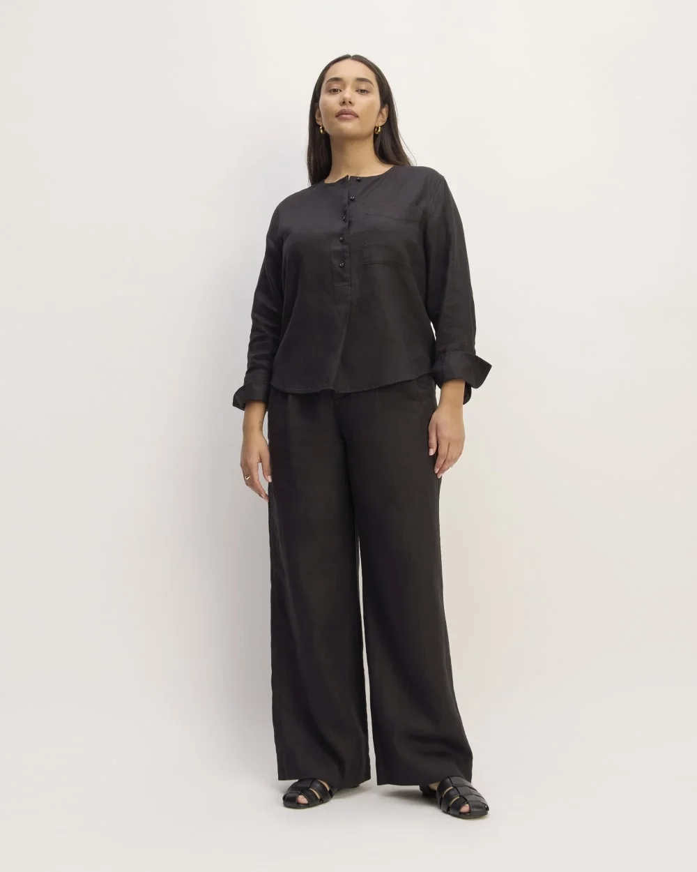 The Popover Shirt in Linen | Black (3)
