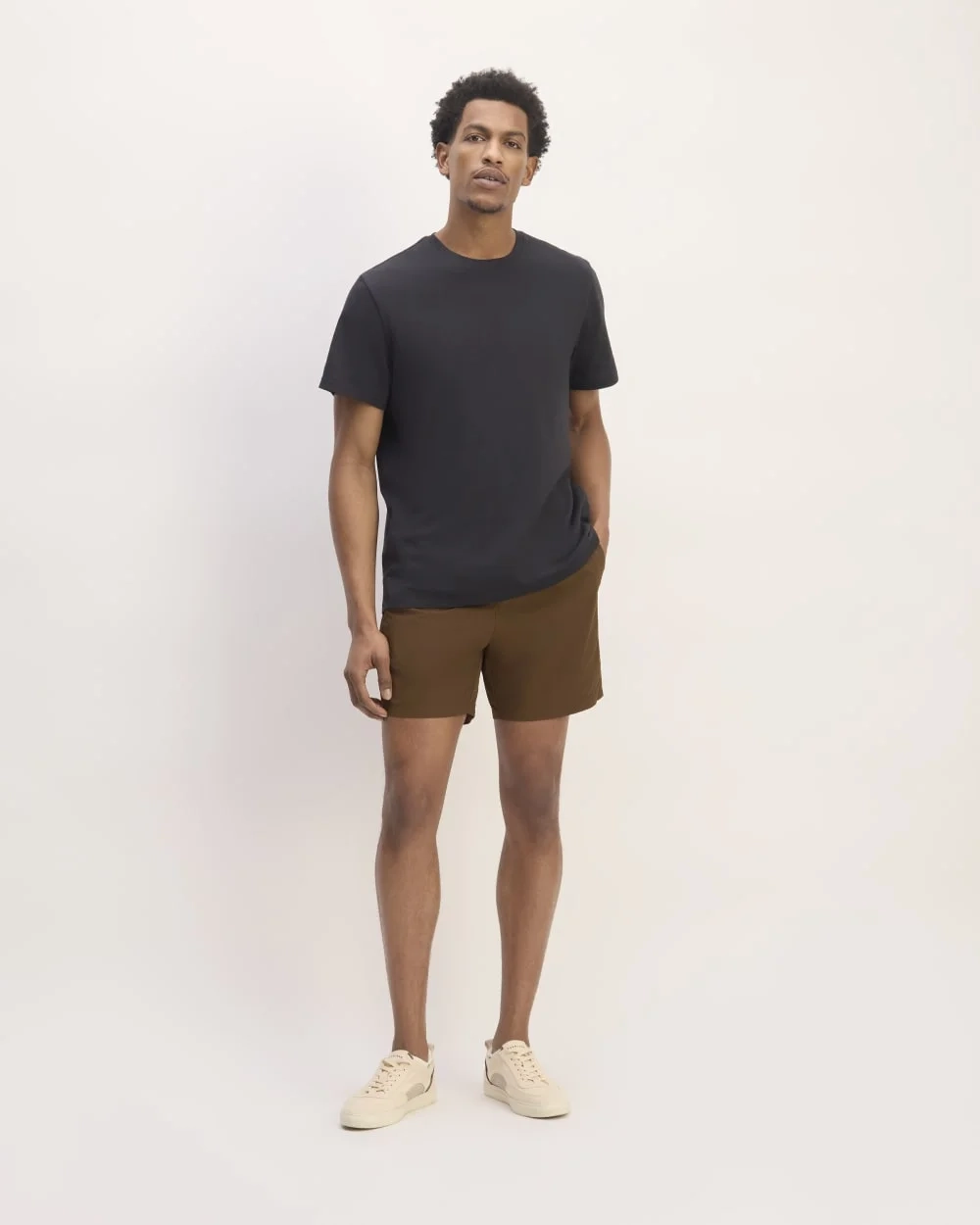 The ReNew Nylon Short | Cocoa (2)