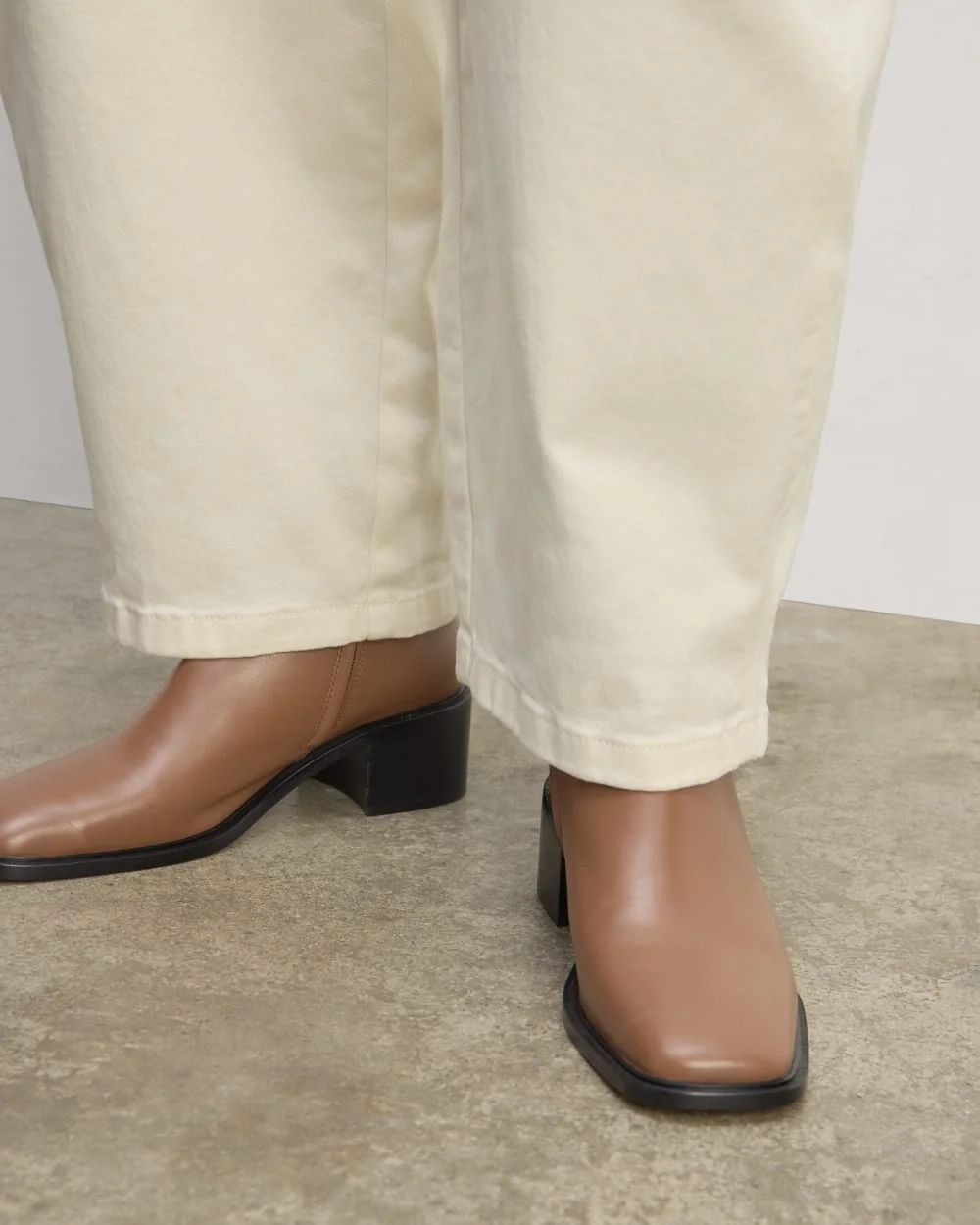 The Utility Curve Pant | Bone (3)