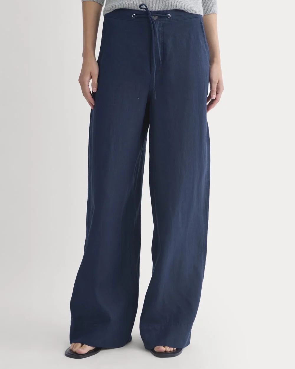 Wide-Leg Drawstring Pant in Linen | Navy (2)