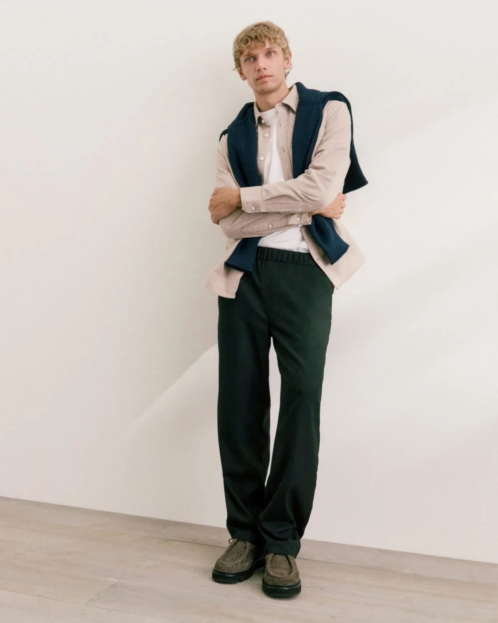 Pleated Trouser in Tailor Twill |  Black (2)