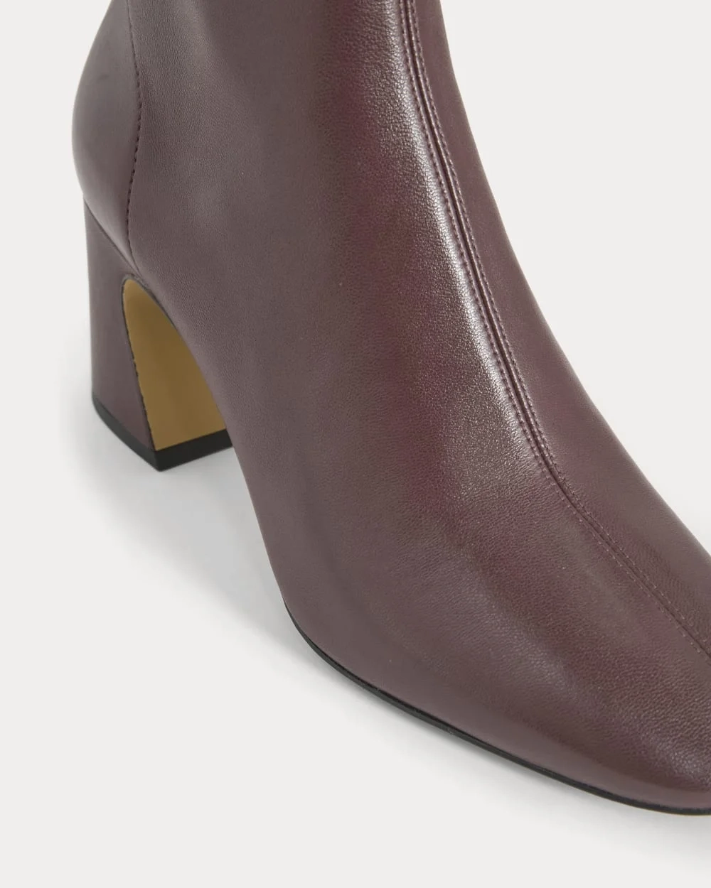 Leather Curved-Heel Boot | Burgundy (3)