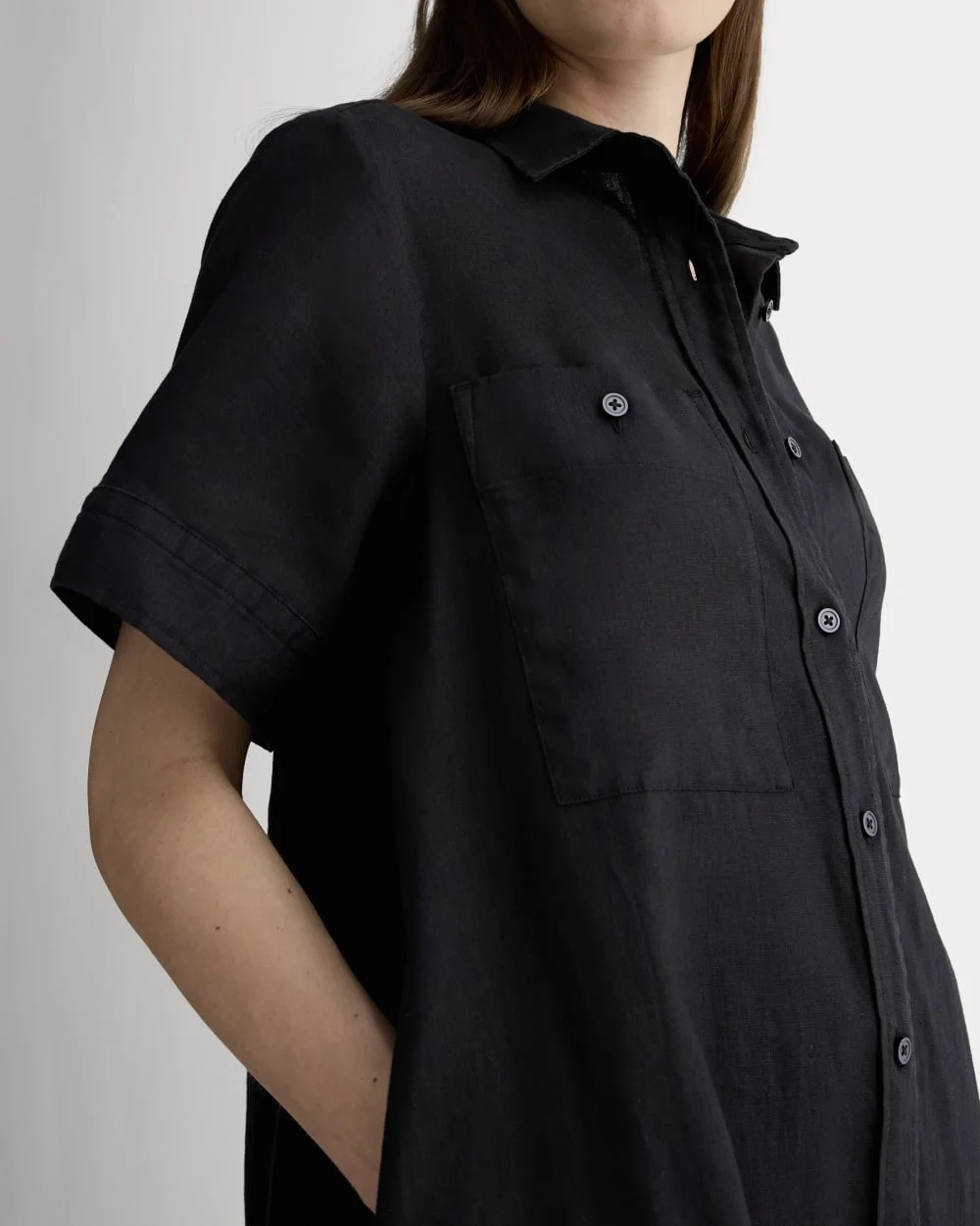 The Daytripper Dress in Linen | Black (3)