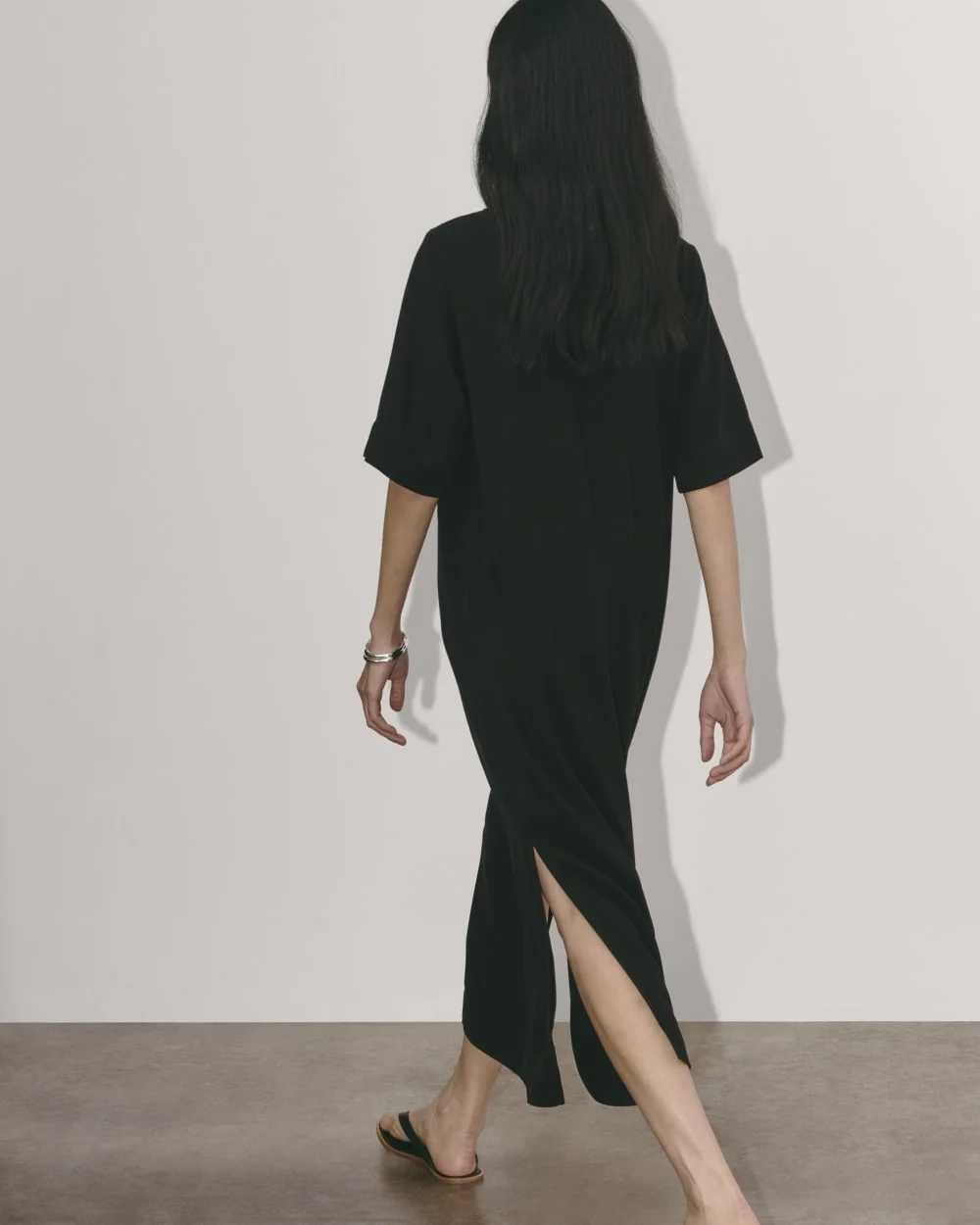 The Relaxed T-Shirt Dress in Buttersoft | Black (2)