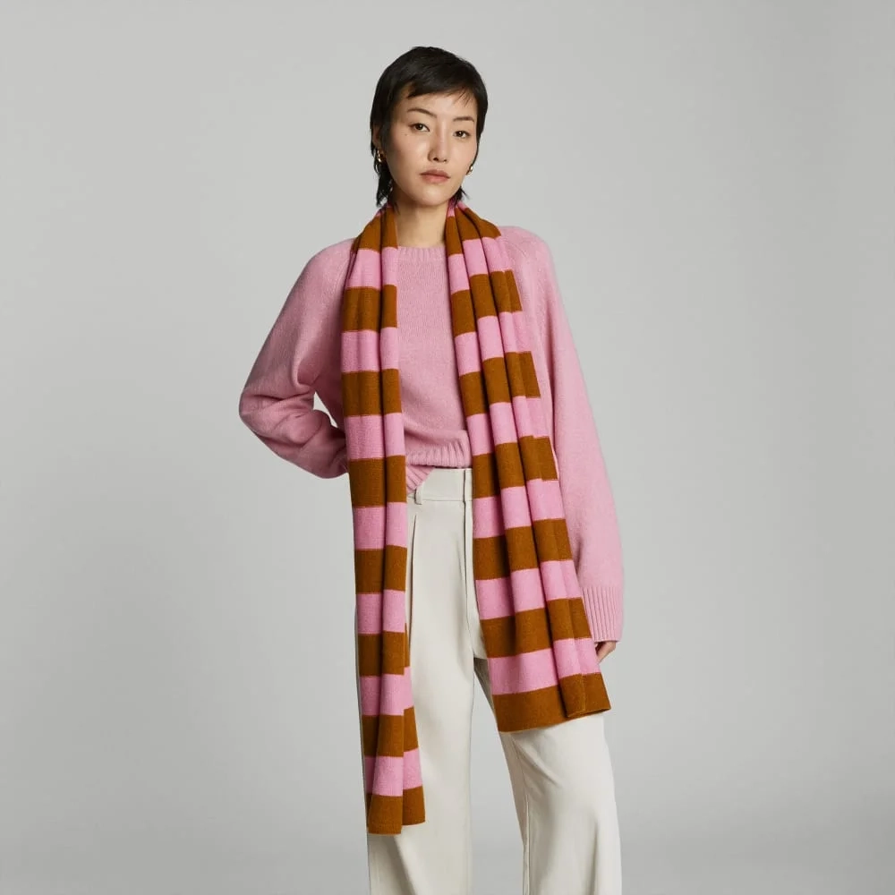 The Cashmere Scarf | Tapenade / Bubblegum (2)