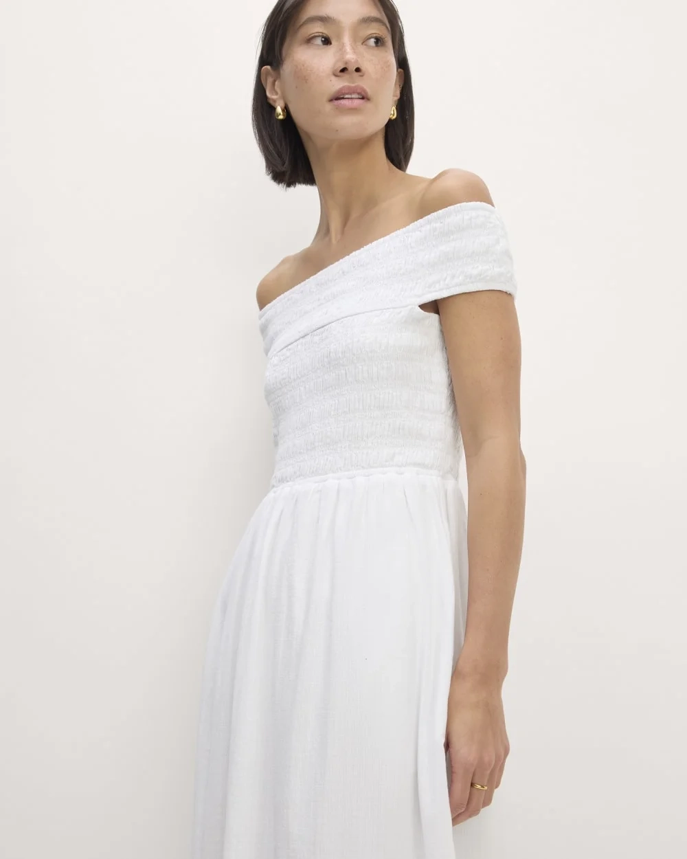 The Gauze Off-the-Shoulder Dress | White (2)