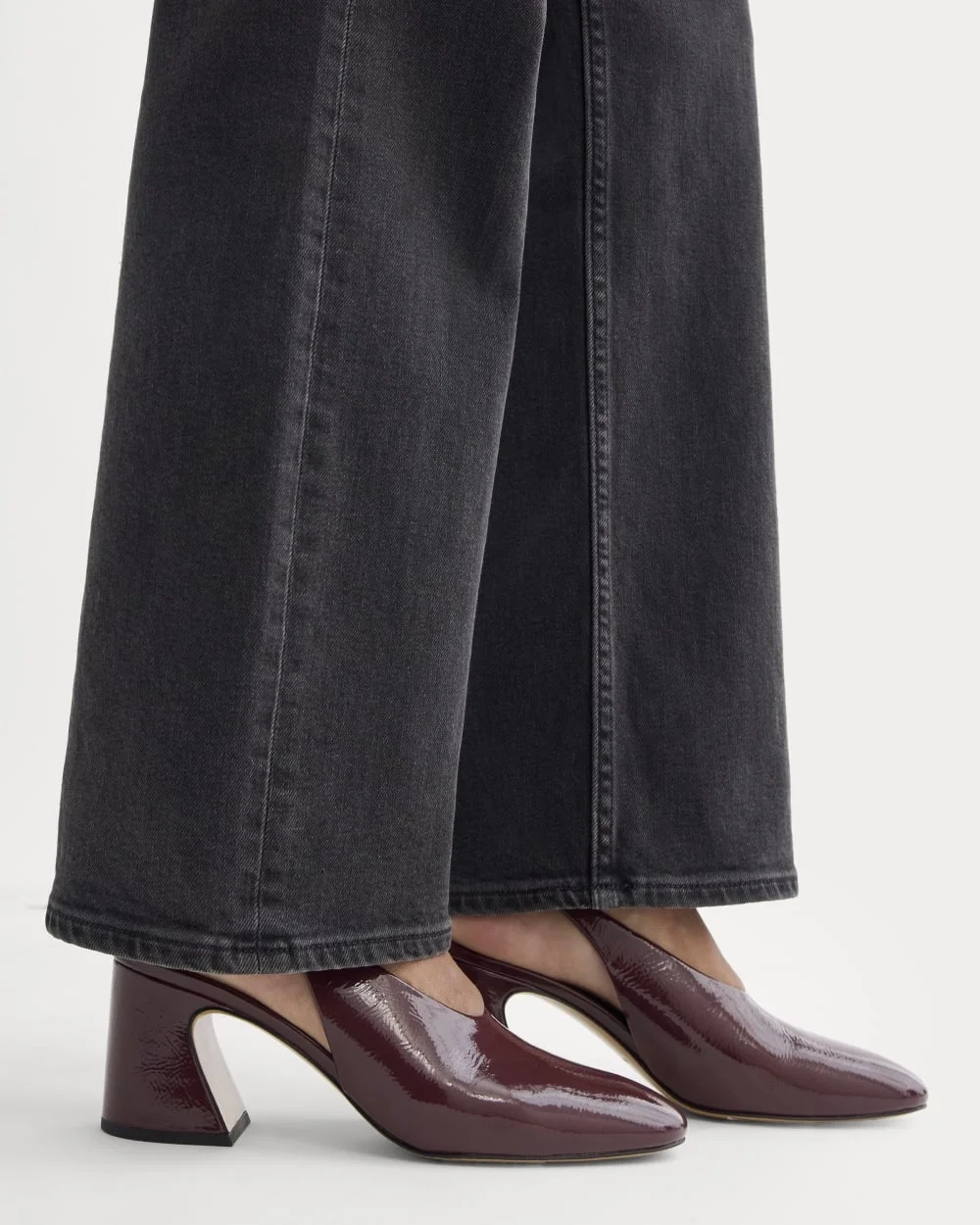 Curved Slingback Heel | Burgundy (3)