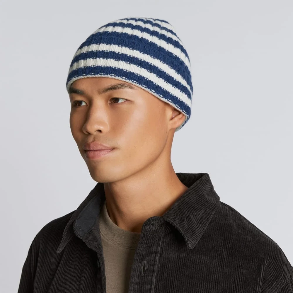 The Cashmere Beanie | Bright Navy / Bone (2)