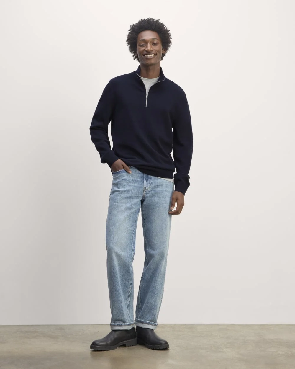 The Quarter-Zip in Cashmere |  Navy (3)