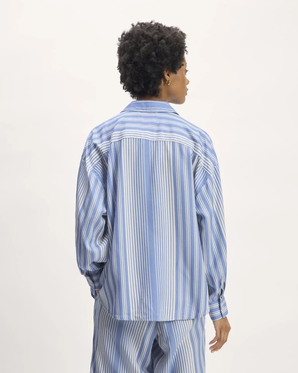 The Oversized Shirt in Butterlite | Granada Sky Blue / Bone (2)