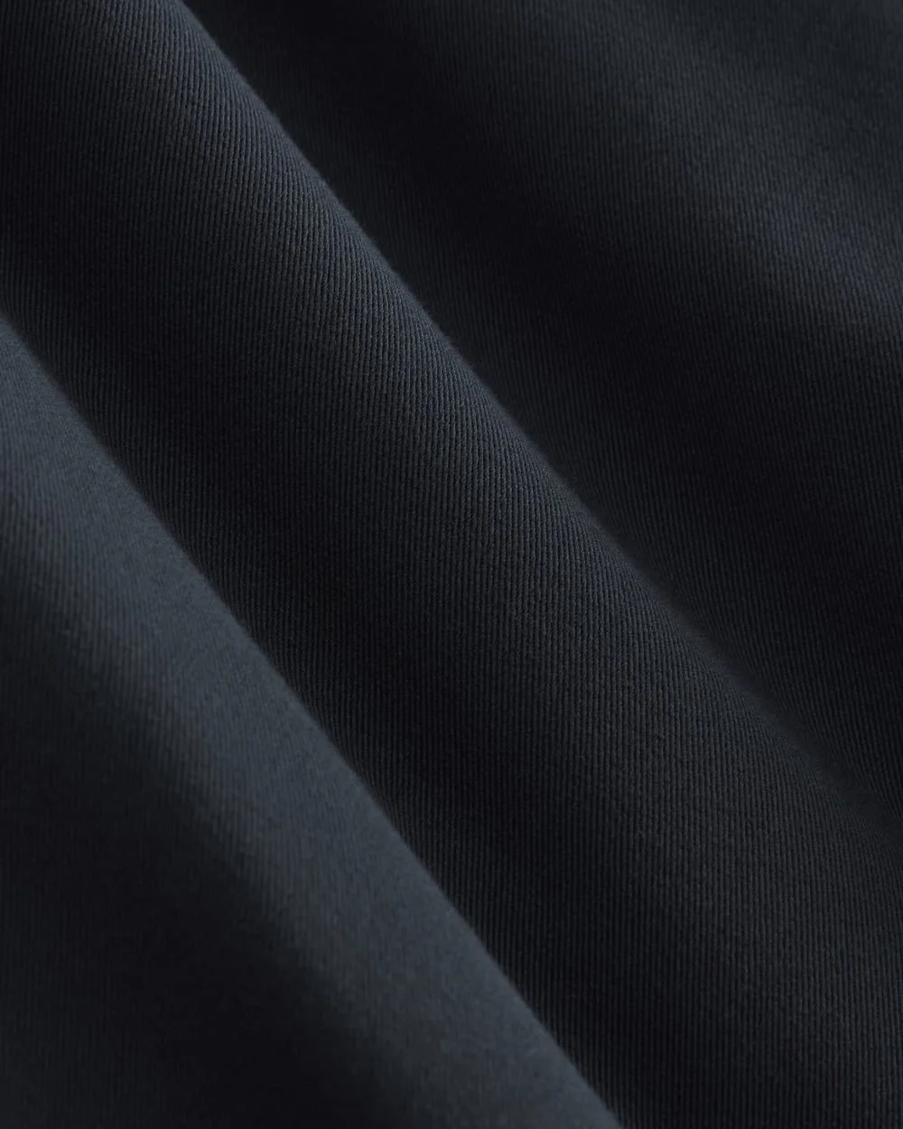 The Performance Chino | Uniform | Deep Navy | Slim (3)