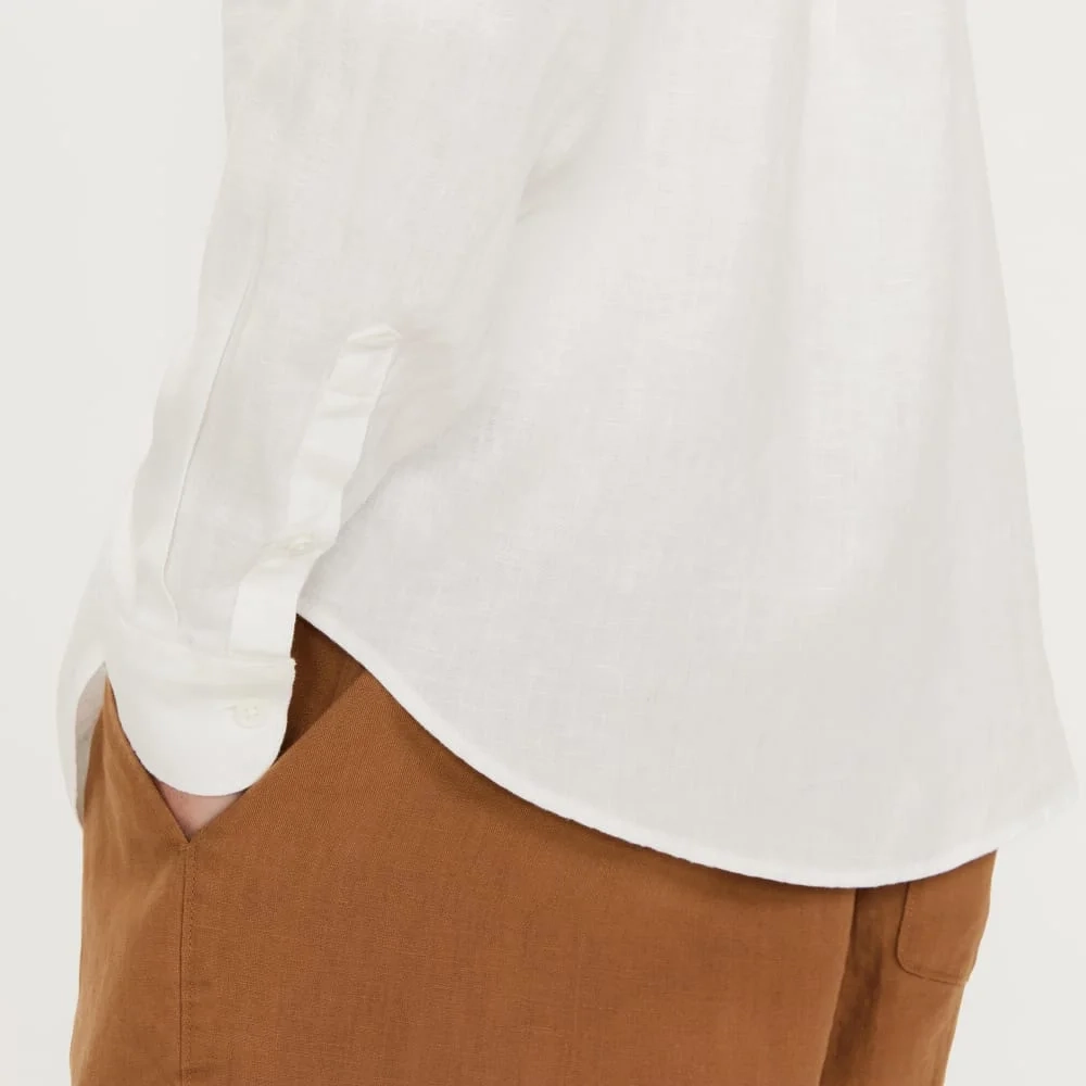 The Relaxed Linen Long-Sleeve Shirt | White (3)
