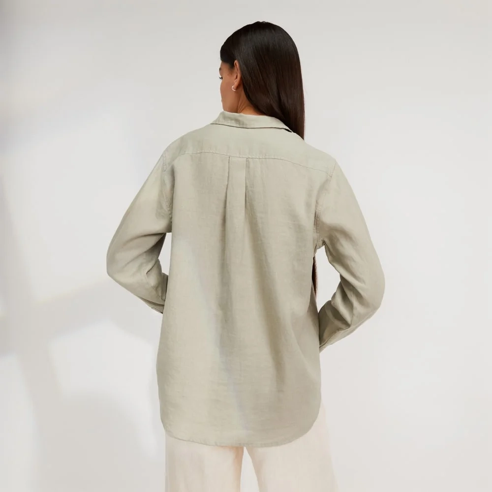The Must-Have Shirt in Linen | Seagrass (4)