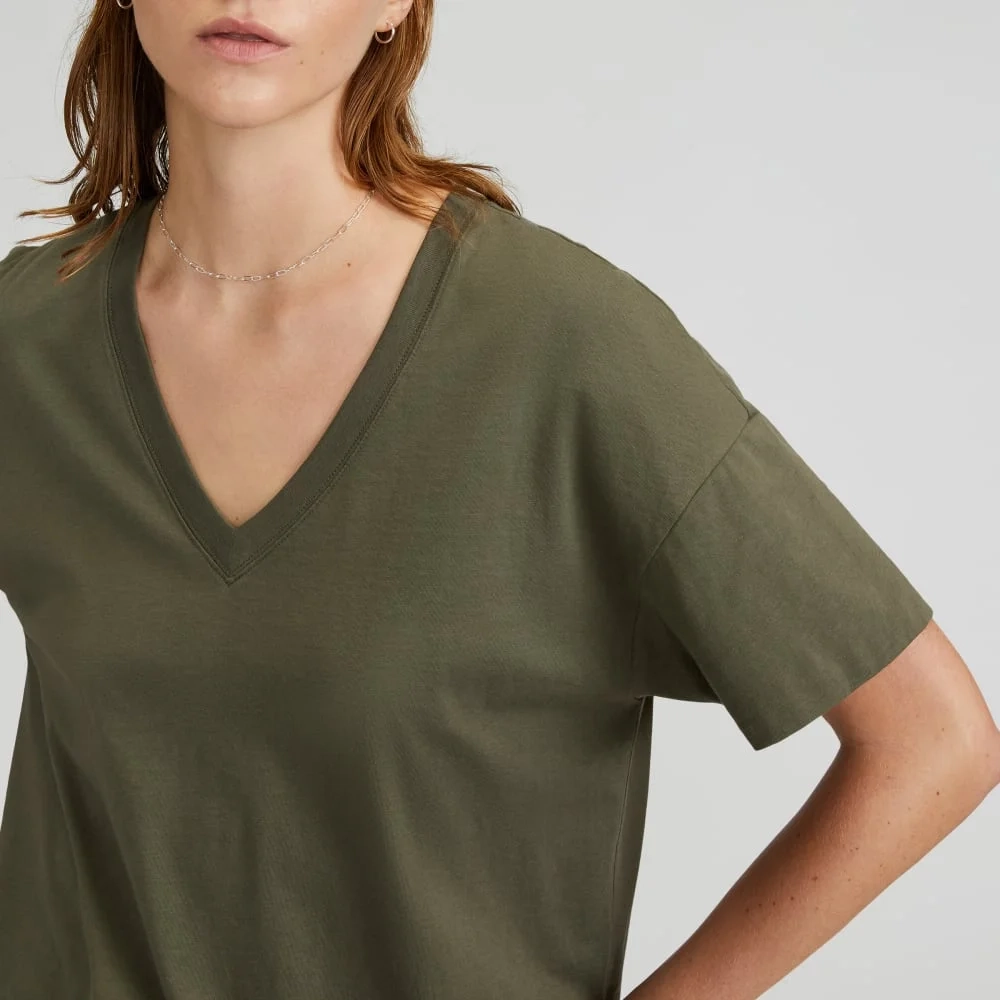 The Organic Cotton Slouchy V-Neck | Kalamata (4)