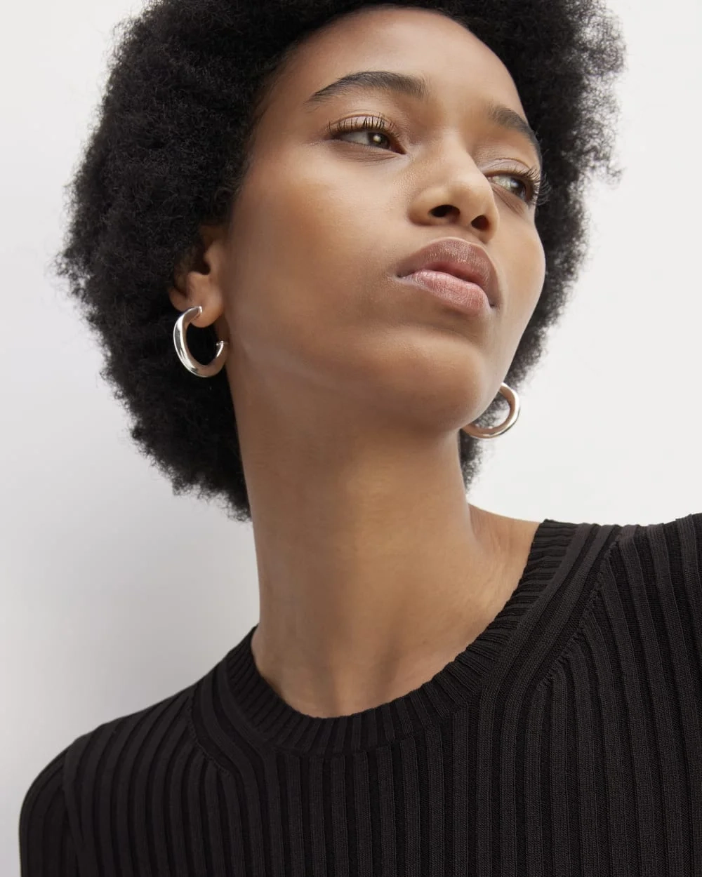 The Viscose Knit Crew | Black (4)