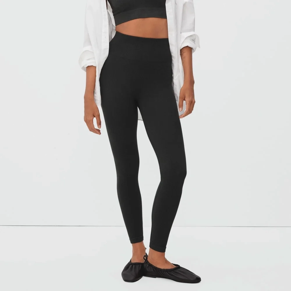 The Seamless Legging | Black (4)