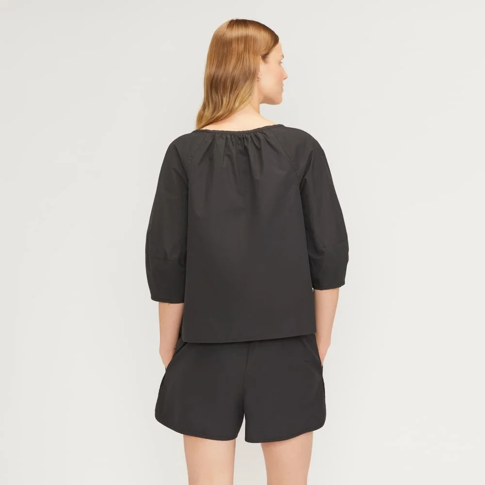 The Poplin Scoop-Neck Top | Black (3)
