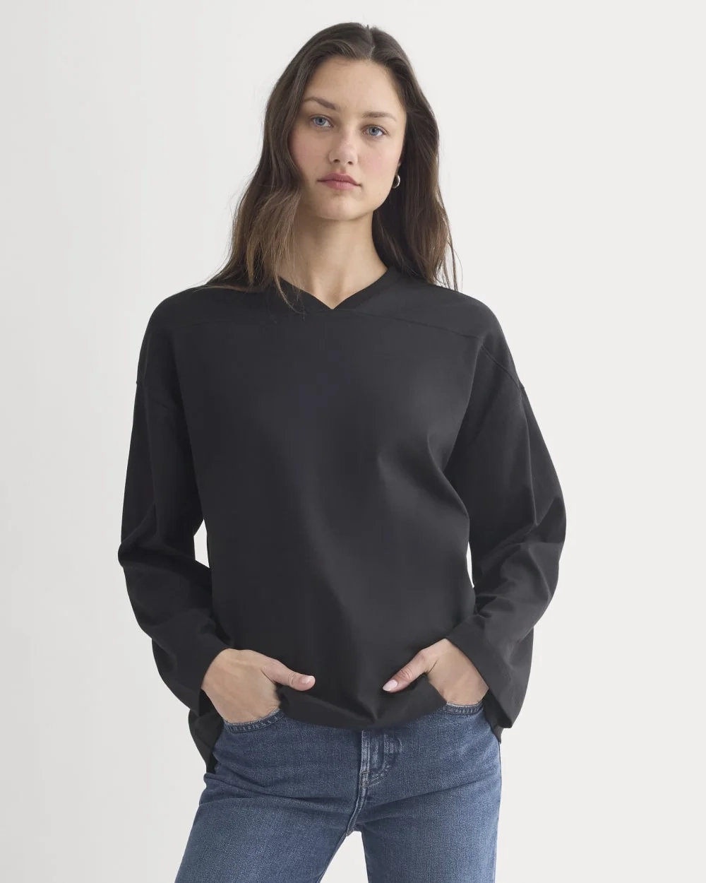 Retro V-Neck Jersey | Black