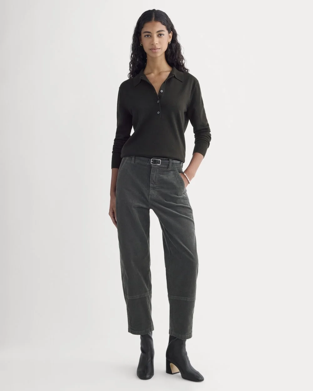 The Utility Barrel in Corduroy | Graphite