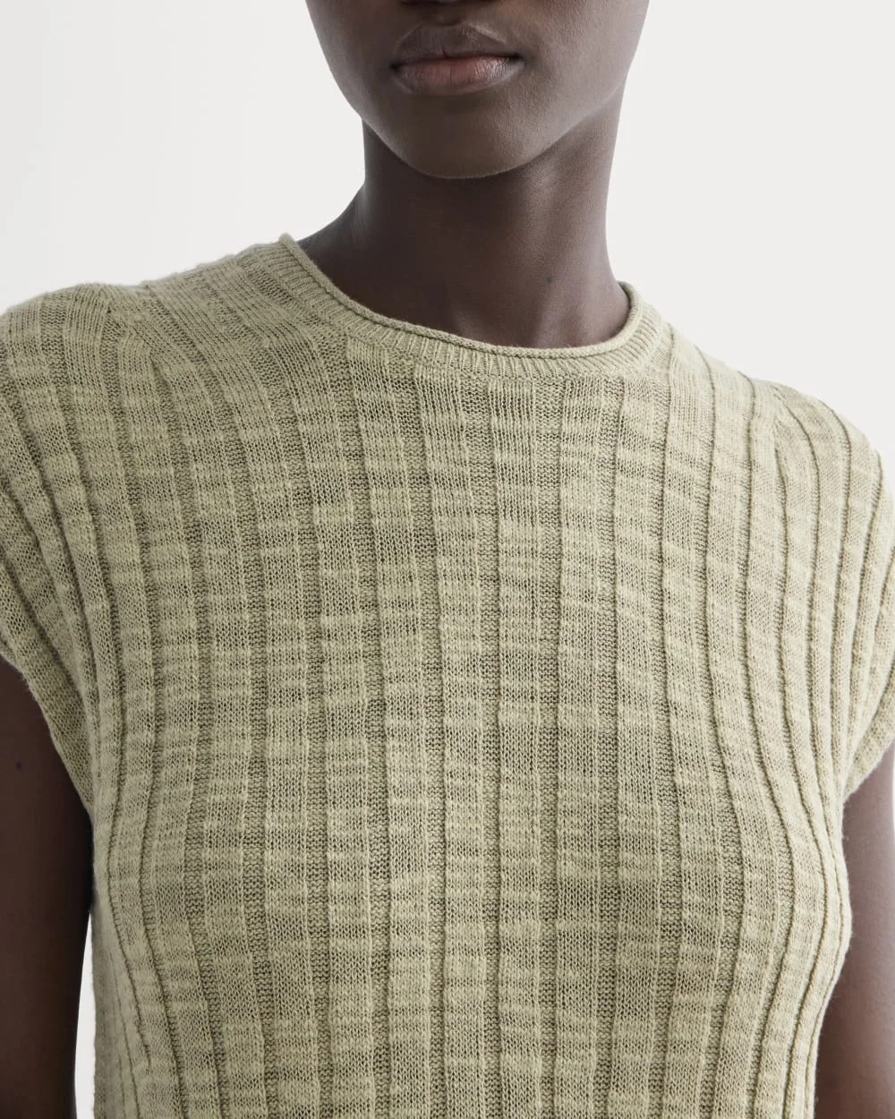 The Column Dress in Cotton Linen | Eucalyptus (3)