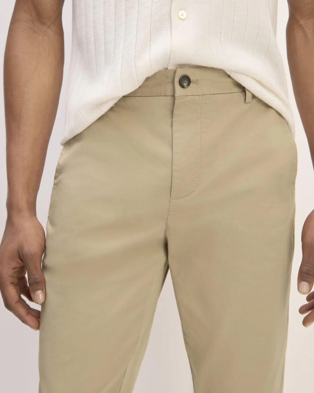 The Relaxed Taper Air Chino | Trench Coat Khaki (4)