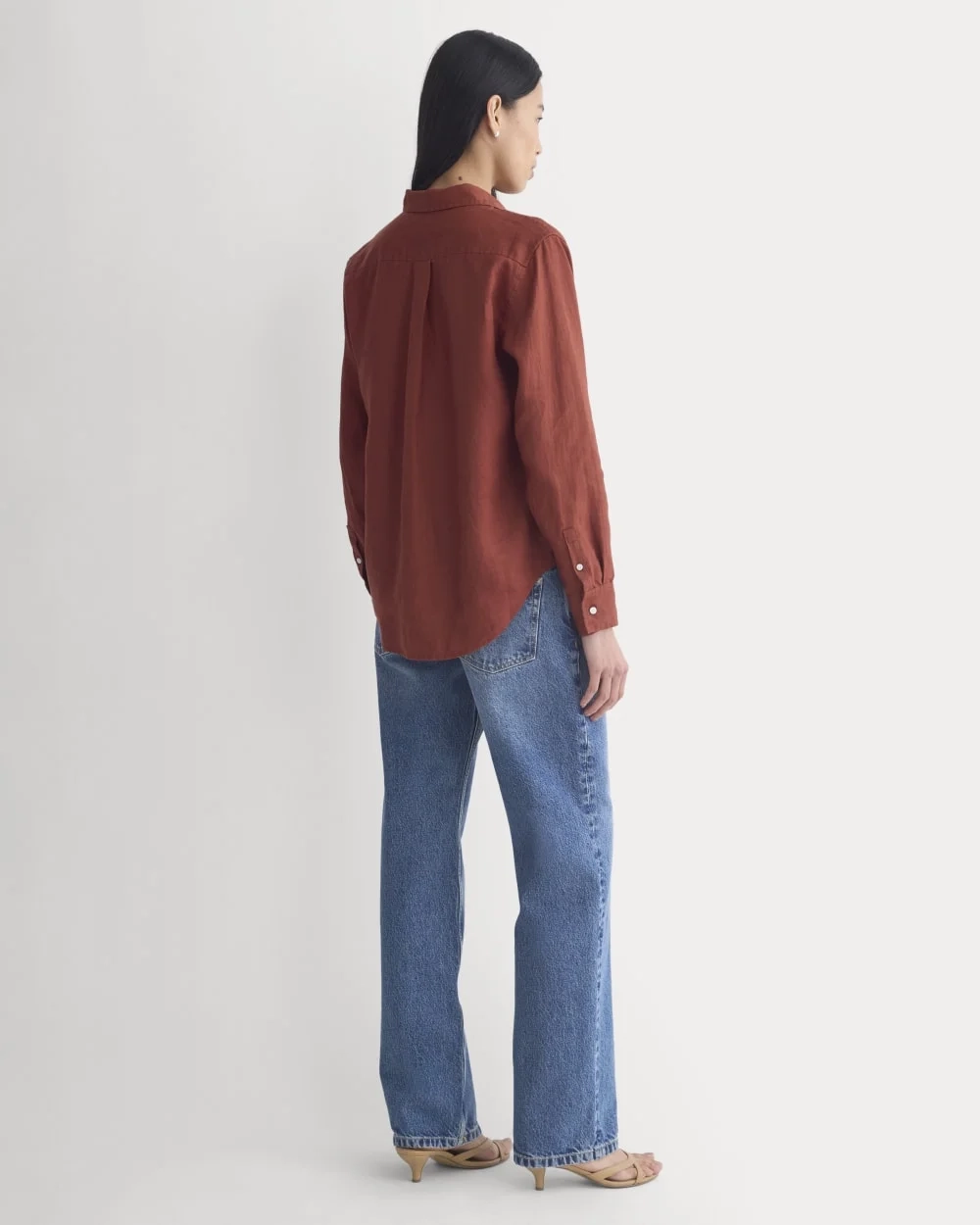 The Must-Have Shirt in Linen | Henna Red (3)